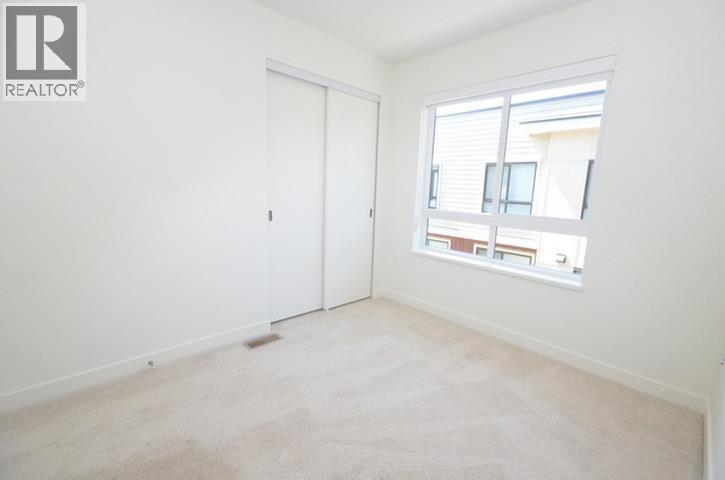 28 10233 River Drive Property Photo 18