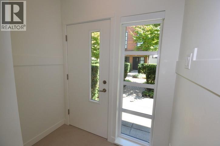 28 10233 River Drive Property Photo 20