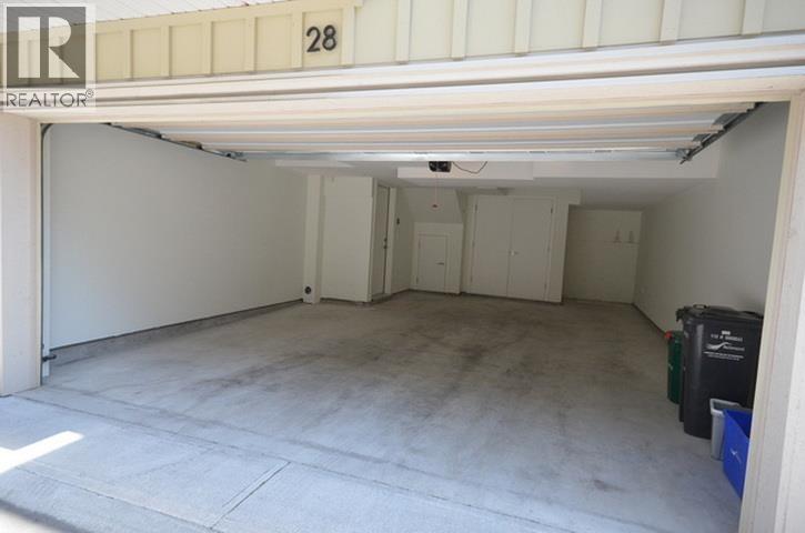 28 10233 River Drive Property Photo 25