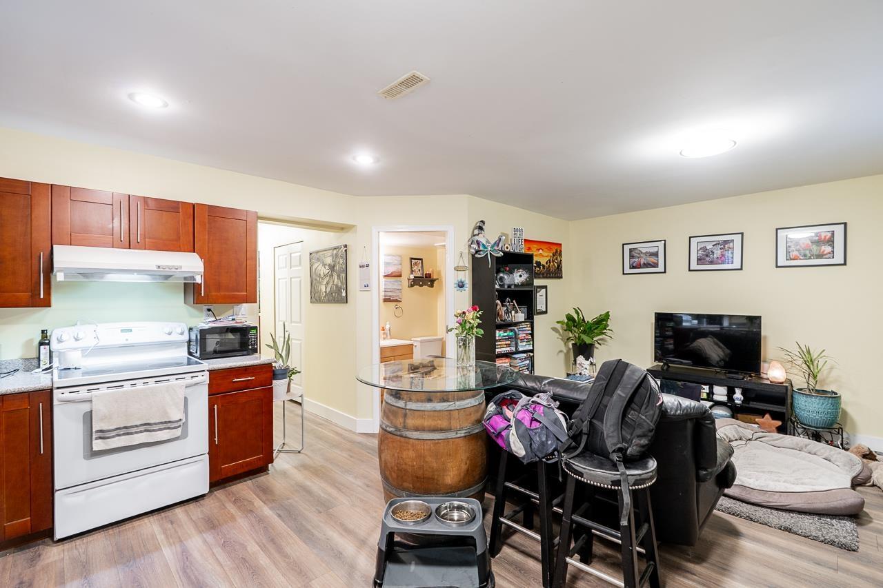 15163 61a Avenue Property Photo 31