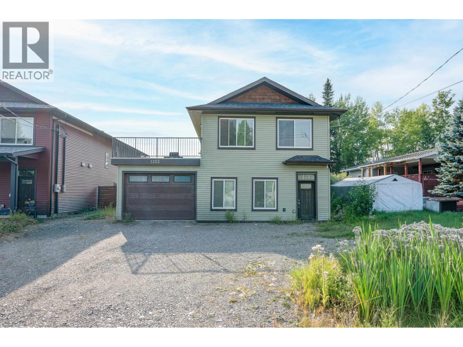1253 N Blackburn Road Property Photo 1