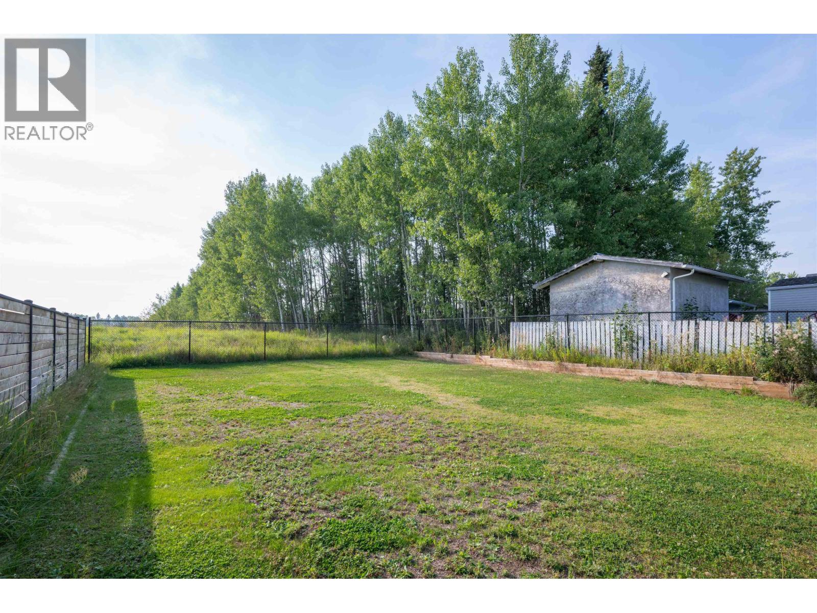 1253 N Blackburn Road Property Photo 32