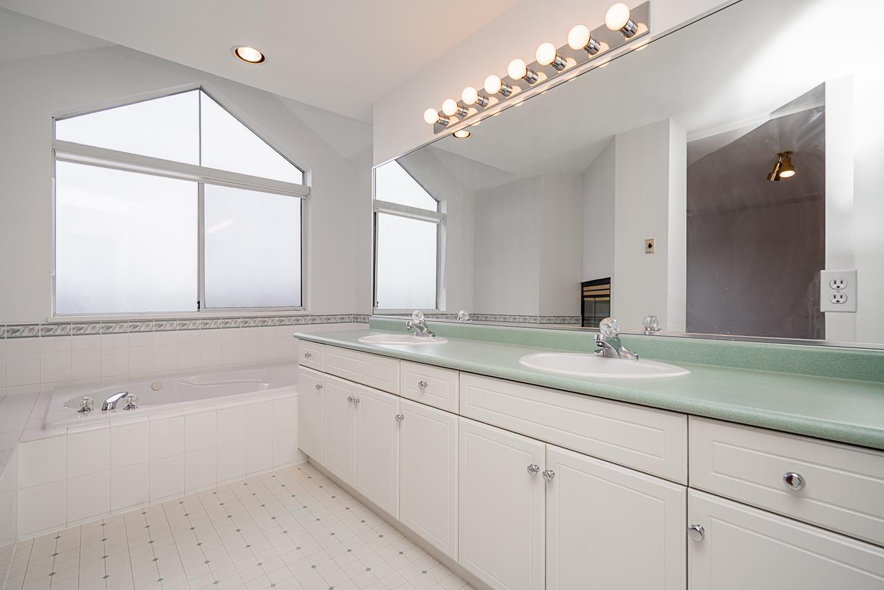 17072 103 Avenue Property Photo 22