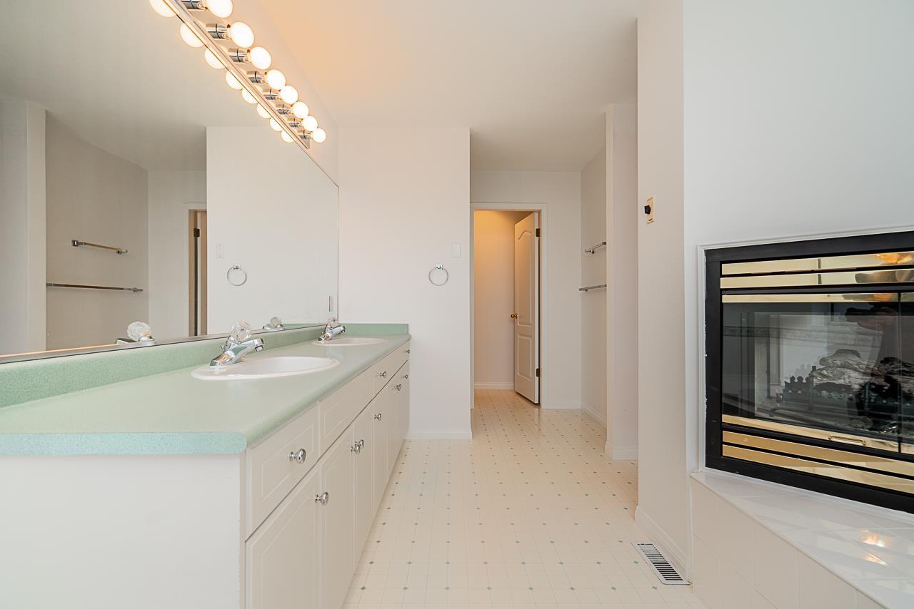 17072 103 Avenue Property Photo 23