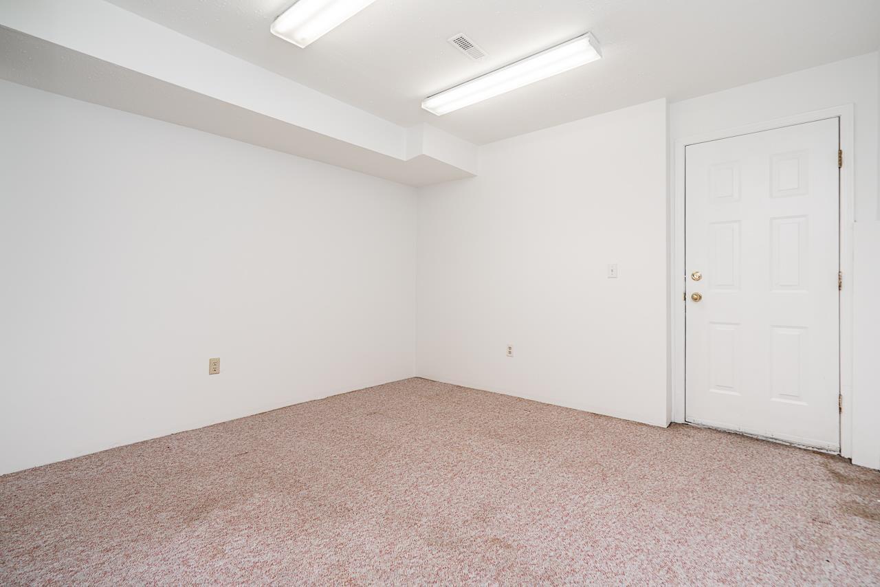 17072 103 Avenue Property Photo 33