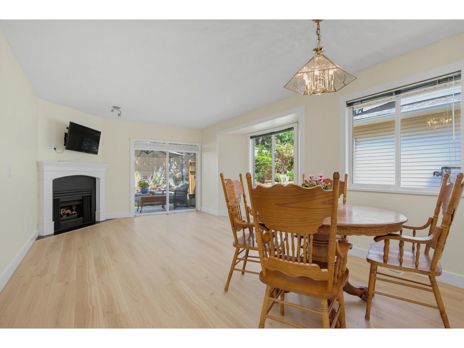 8 21928 48 Avenue Property Photo 13