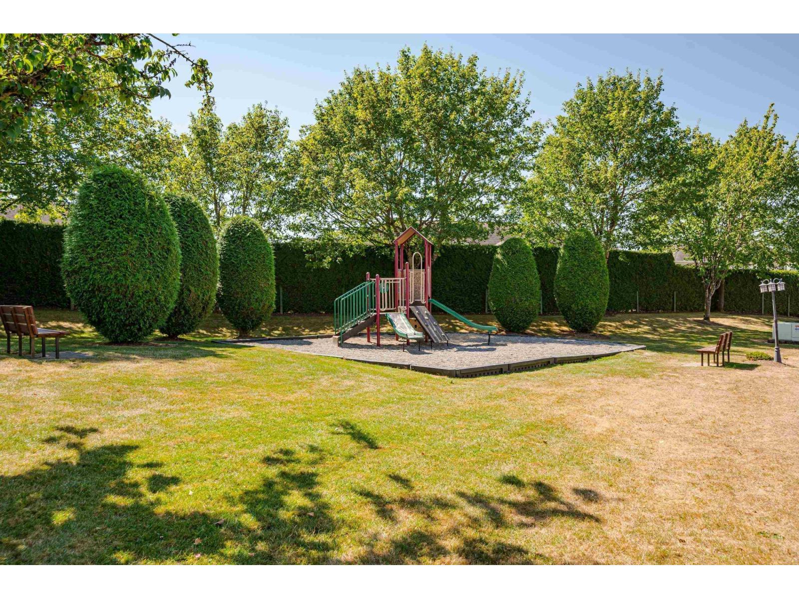 8 21928 48 Avenue Property Photo 38