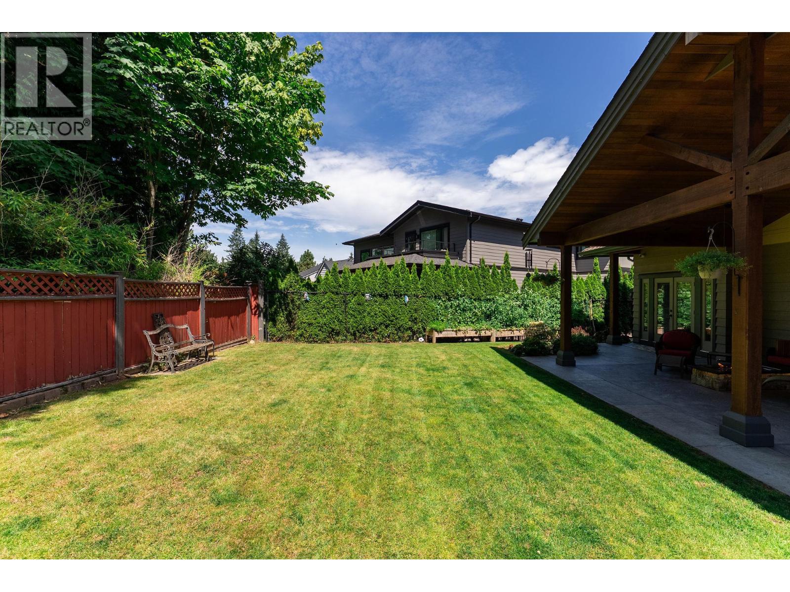 930 Selkirk Crescent Property Photo 28