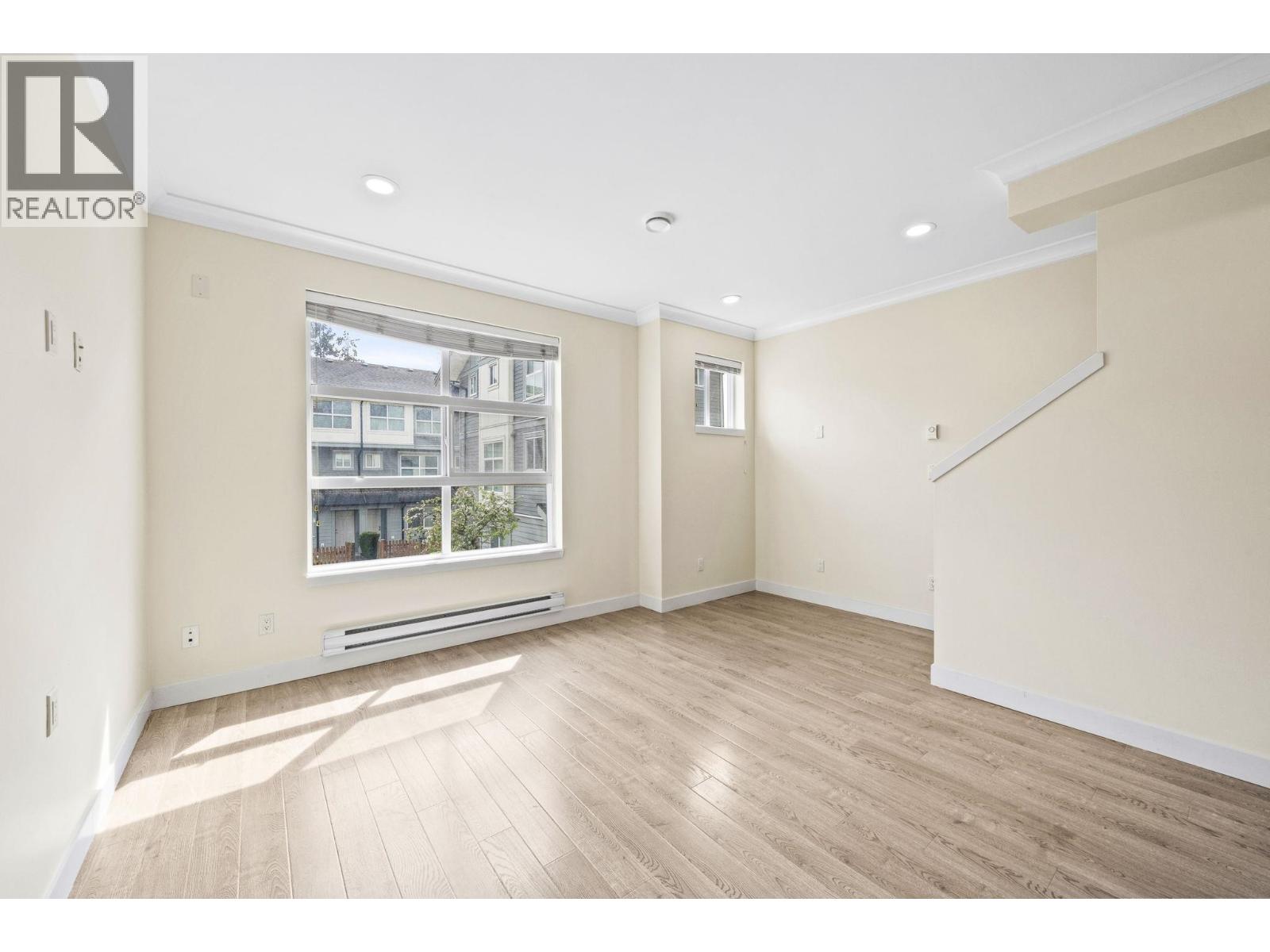 2 4191 No.4 Road Property Photo 16