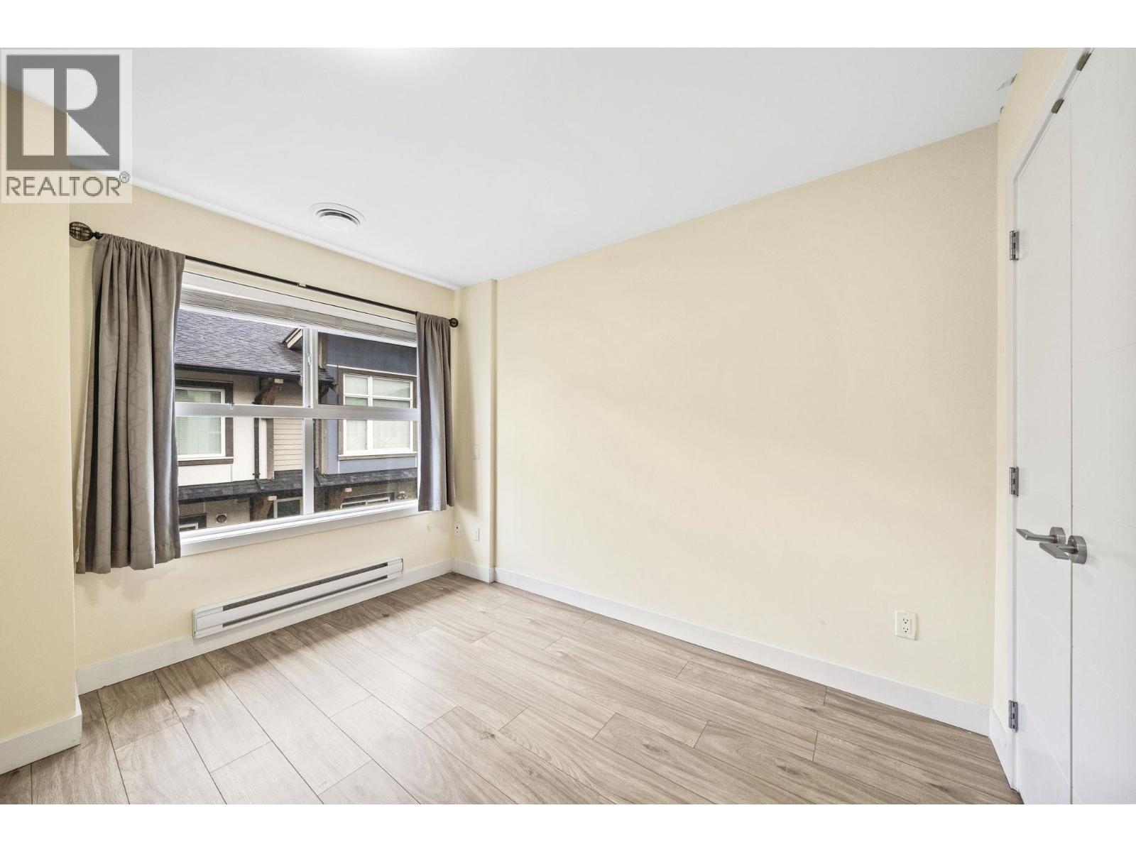 2 4191 No.4 Road Property Photo 26