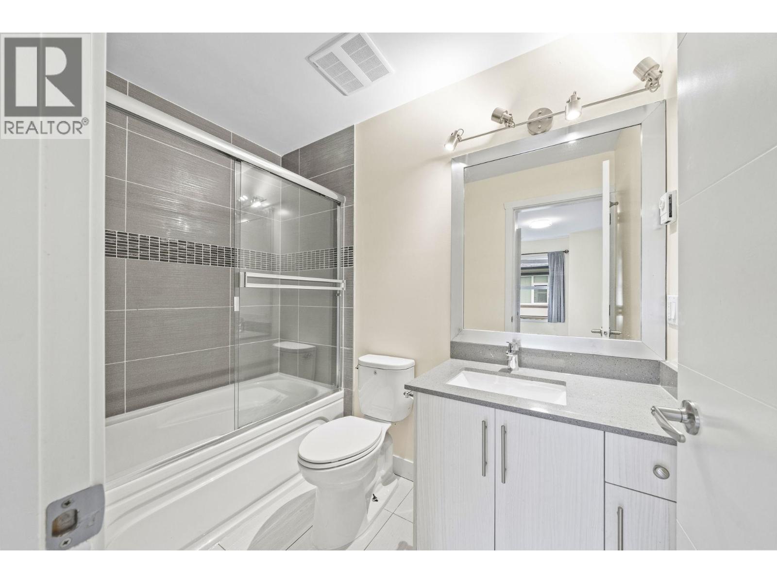 2 4191 No.4 Road Property Photo 29