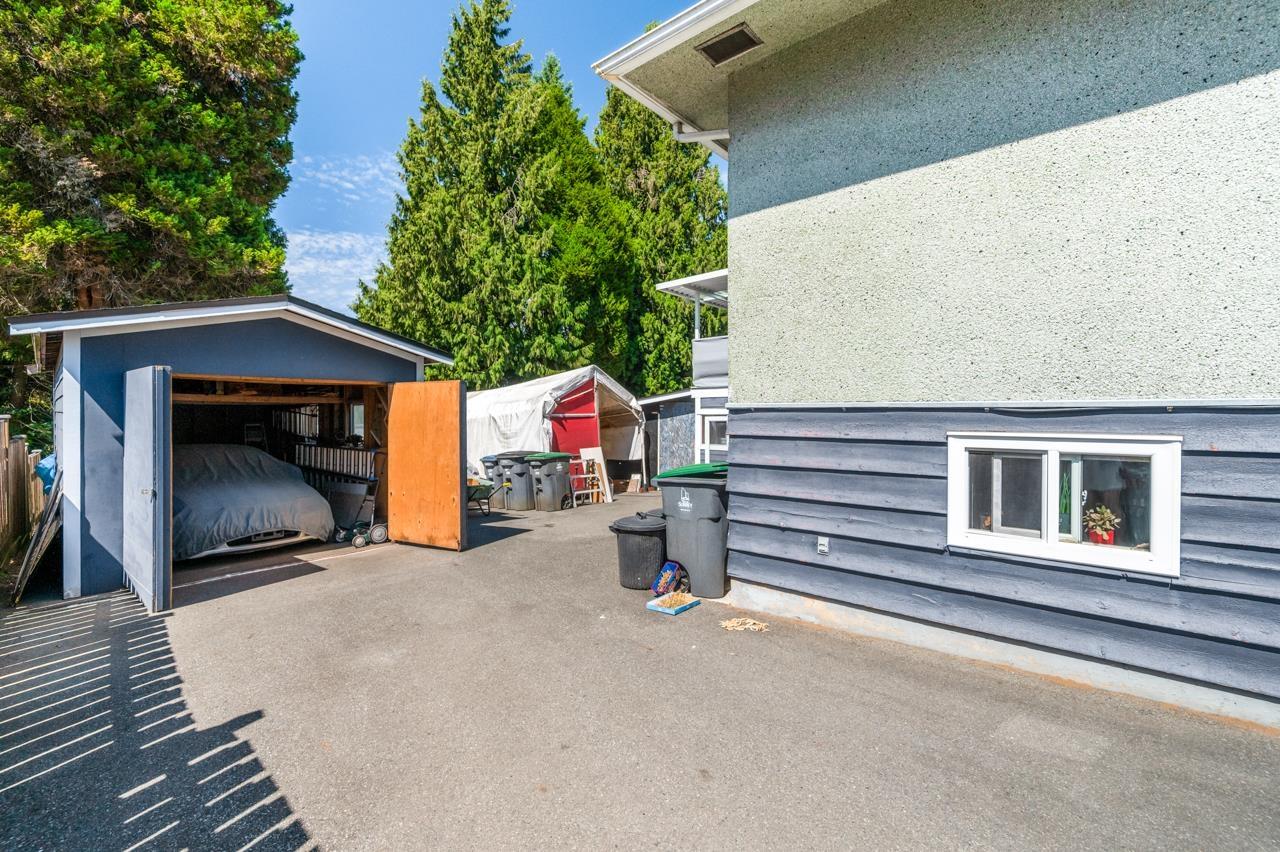 14940 Kew Drive Property Photo 17