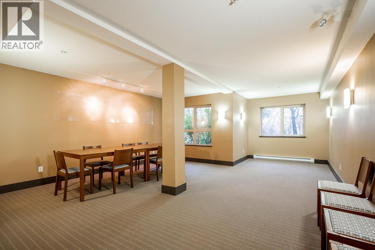 516 9319 University Crescent Property Photo 26