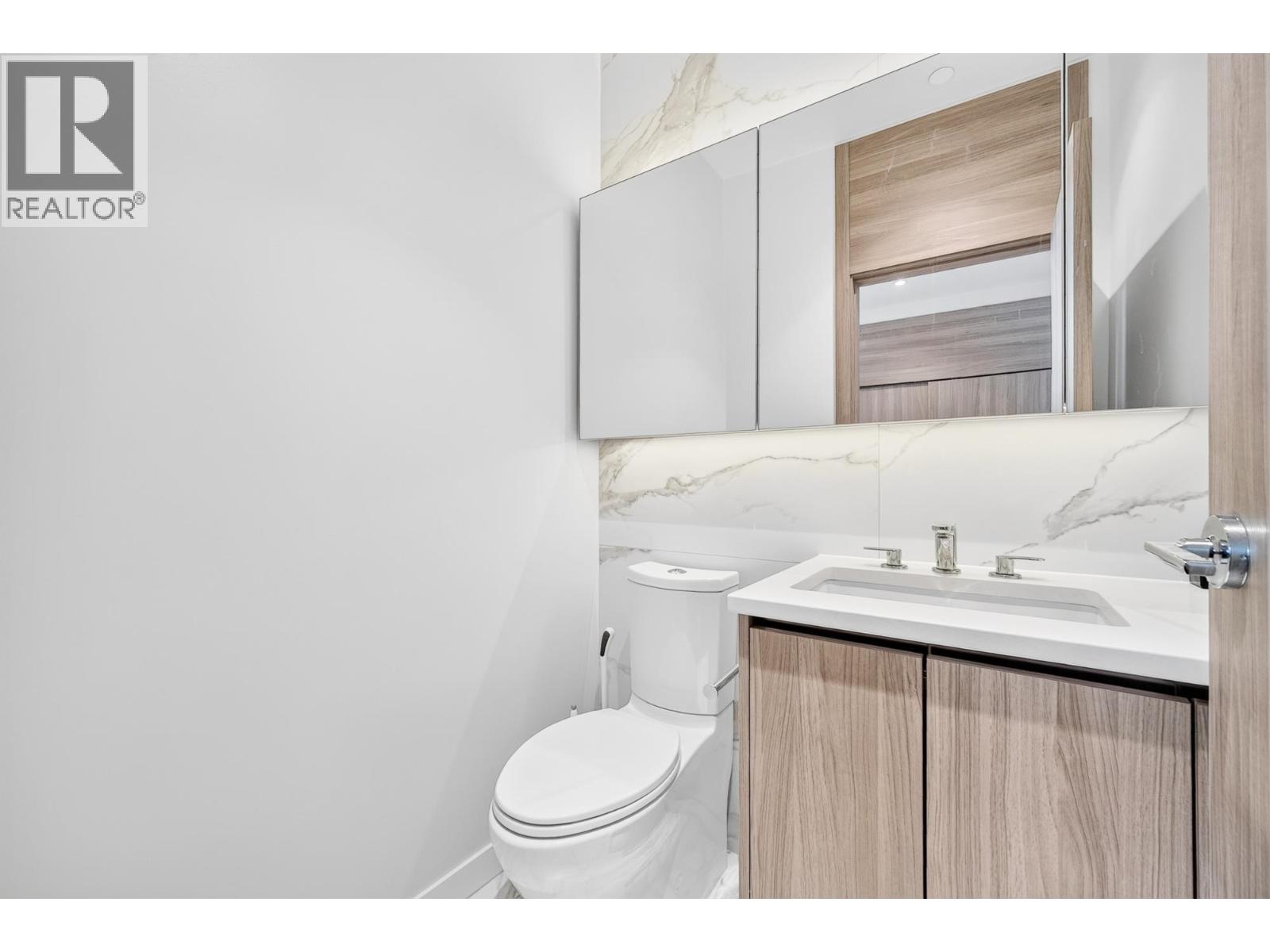 Th-05 8555 Capstan Way Property Photo 14