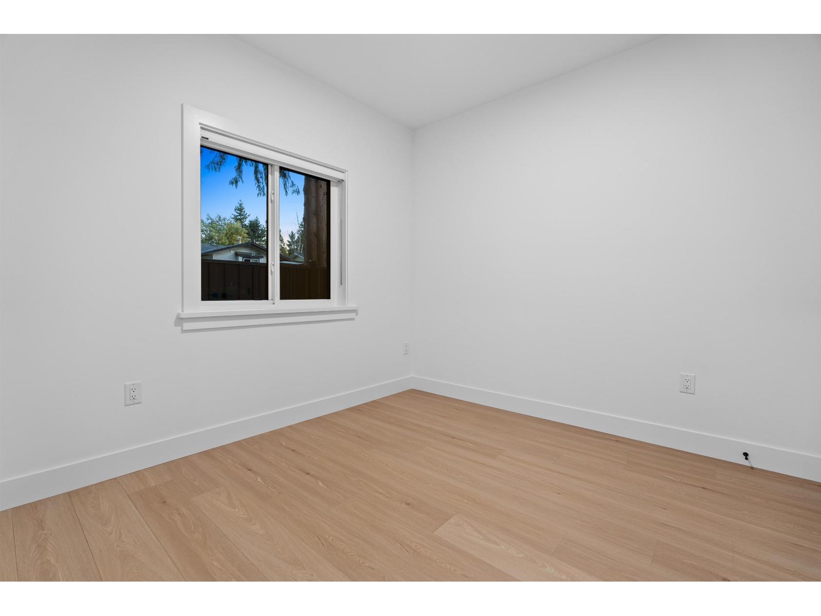 11914 78b Avenue Property Photo 29