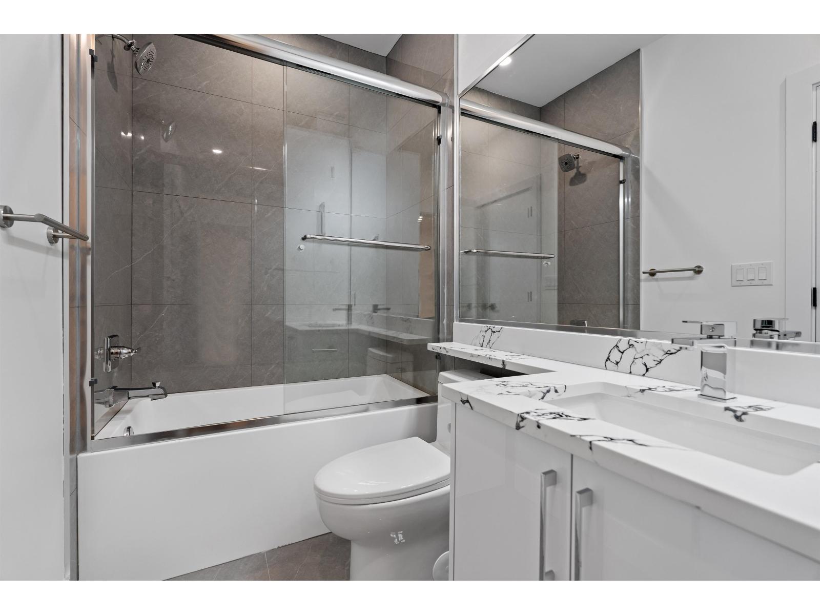 11914 78b Avenue Property Photo 30