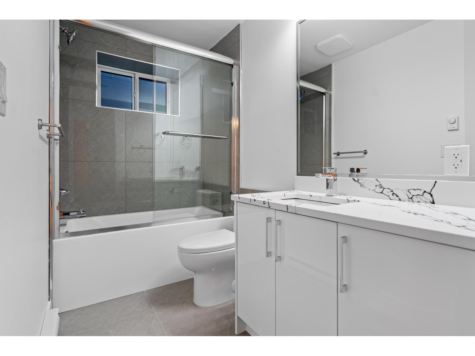 11914 78b Avenue Property Photo 32