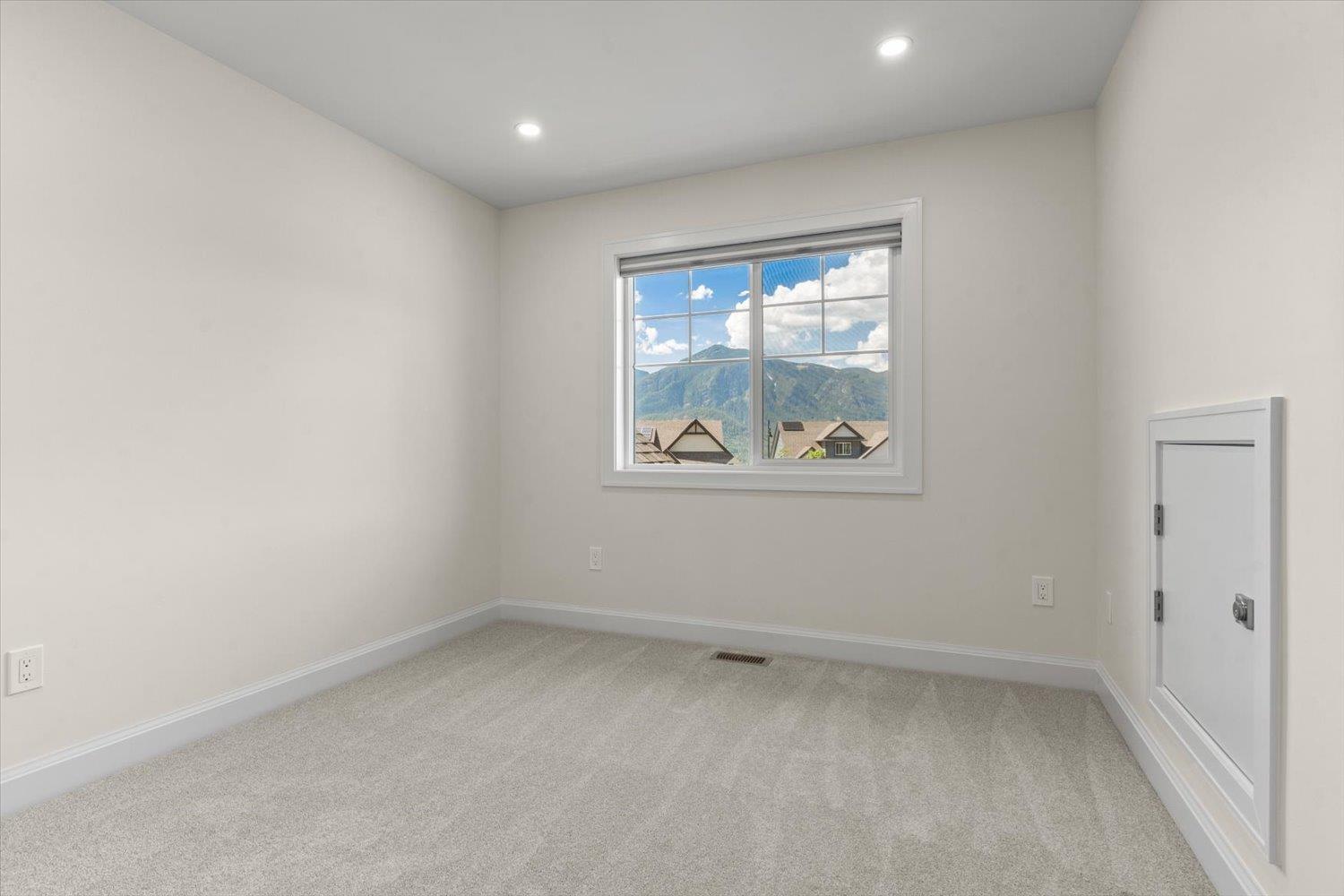 1920 Peregrine Place Property Photo 25