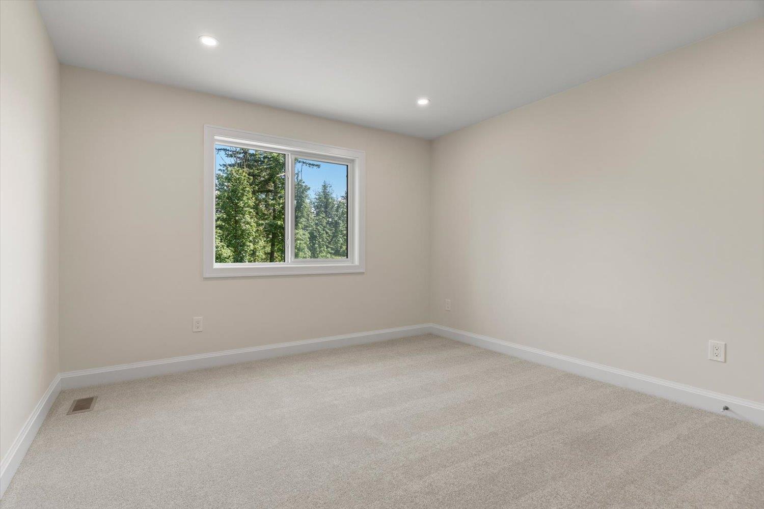 1920 Peregrine Place Property Photo 27