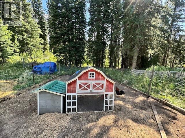 8541 Little Fort 24 Highway Property Photo 10