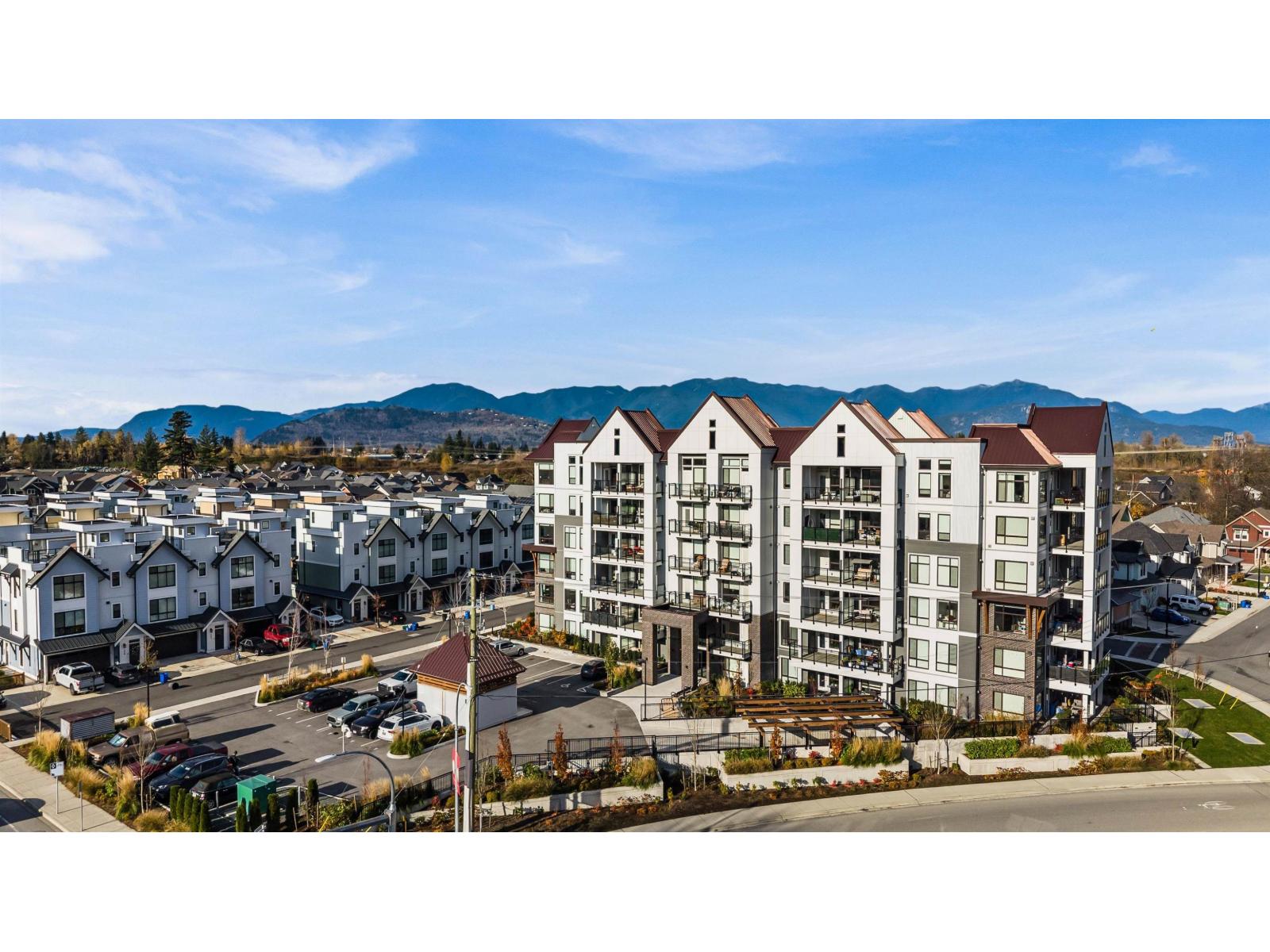 6045 CHILLIWACK RIVER Road #203 Property Photo 1