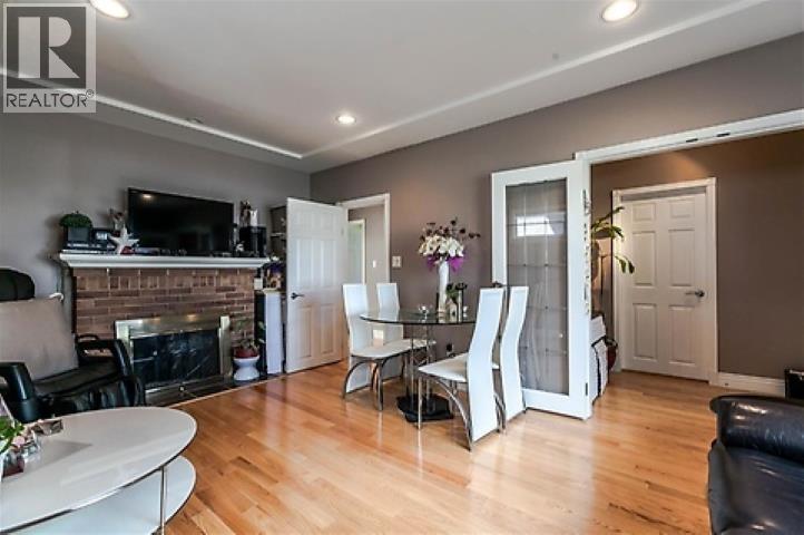 586 E 60th Avenue Property Photo 3