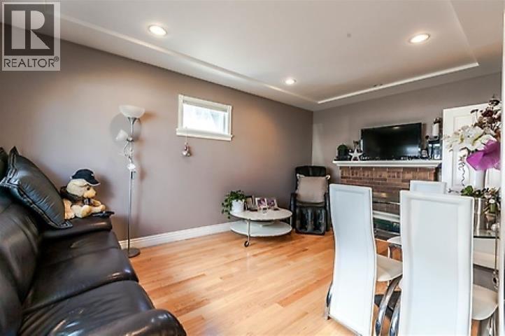586 E 60th Avenue Property Photo 5