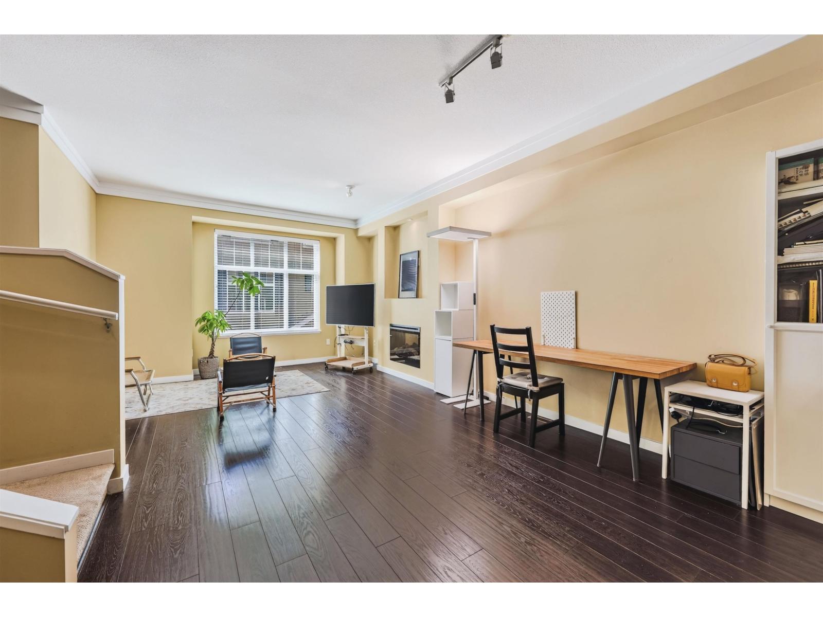 55 3009 156 Street Property Photo 10