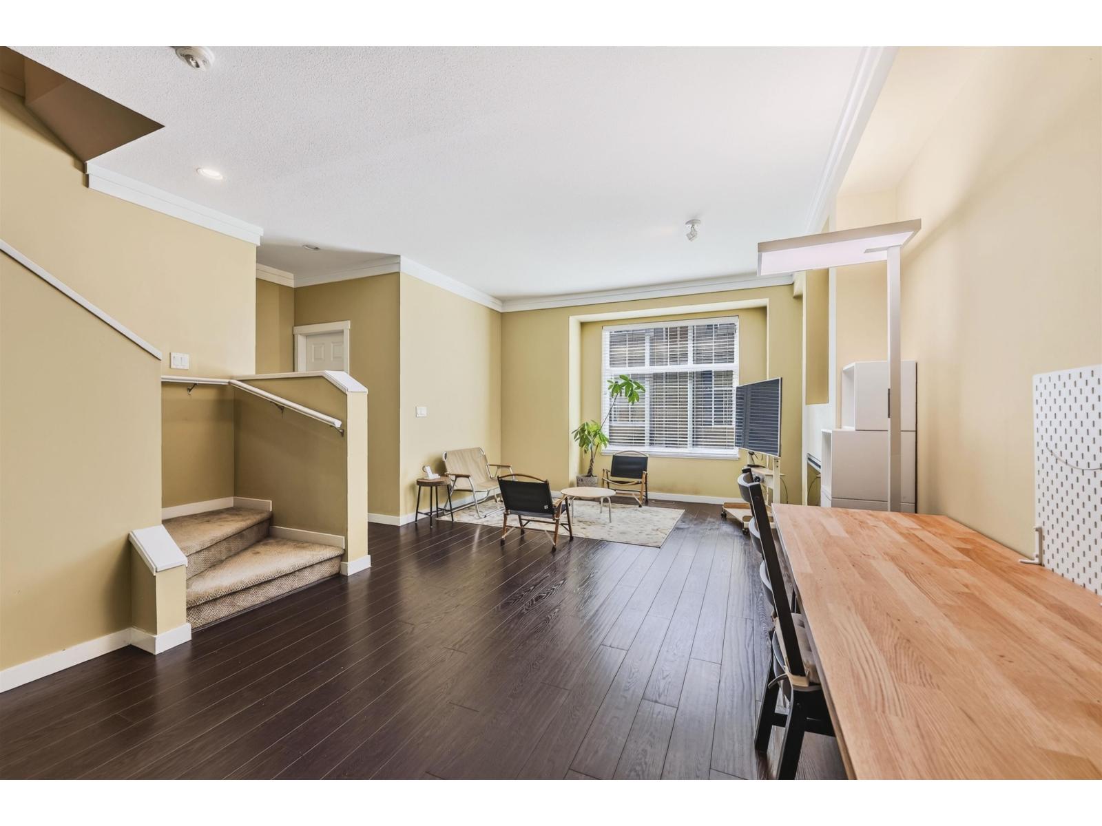 55 3009 156 Street Property Photo 14