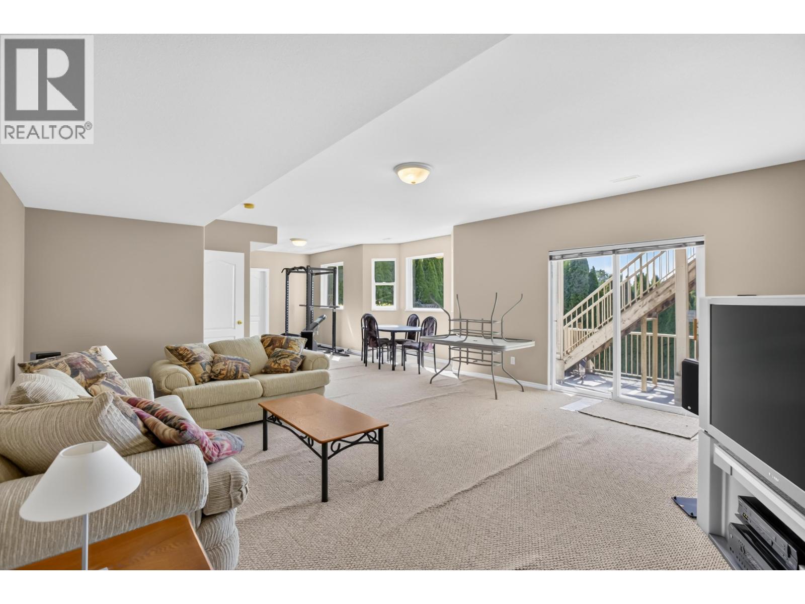 23836 Zeron Avenue Property Photo 24