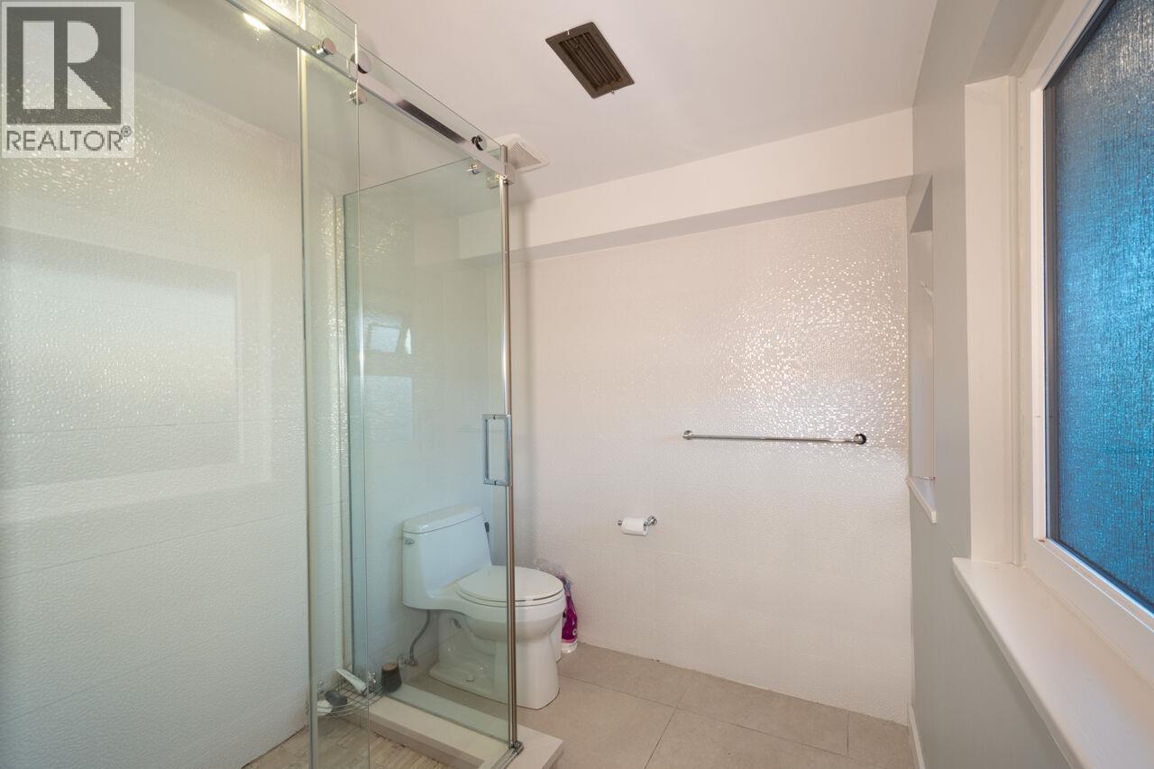 1135 Groveland Court Property Photo 33