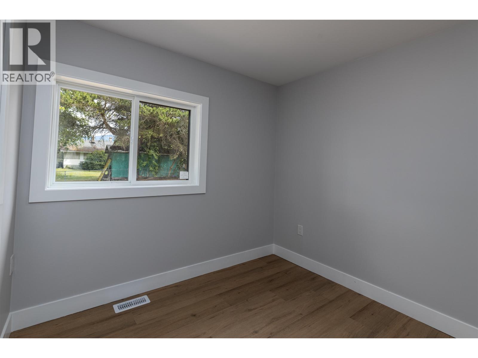 4726 Davis Avenue Property Photo 11
