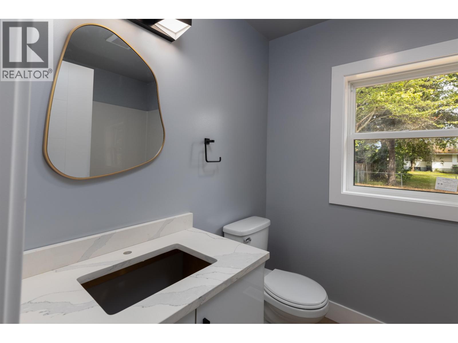 4726 Davis Avenue Property Photo 12