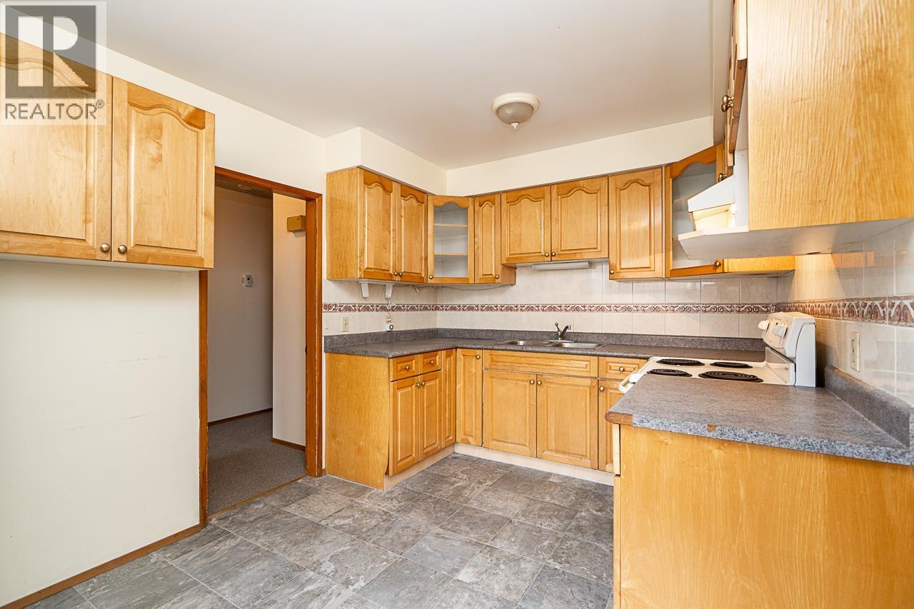 5326 Fleming Street Property Photo 8