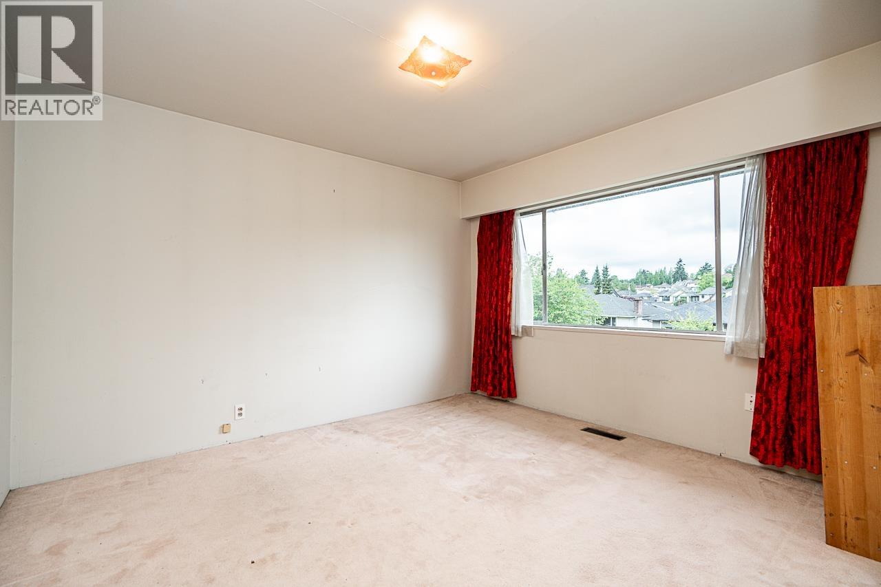 5326 Fleming Street Property Photo 11