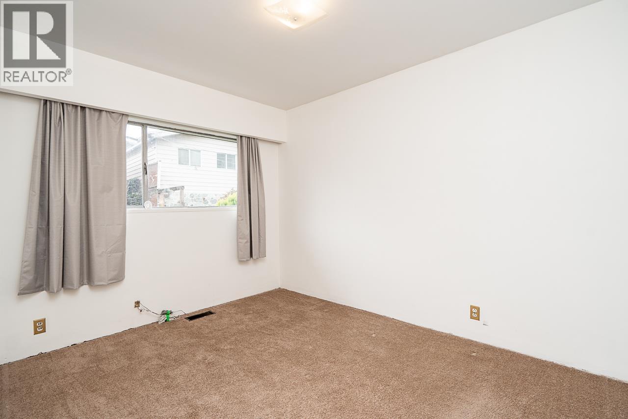 5326 Fleming Street Property Photo 15