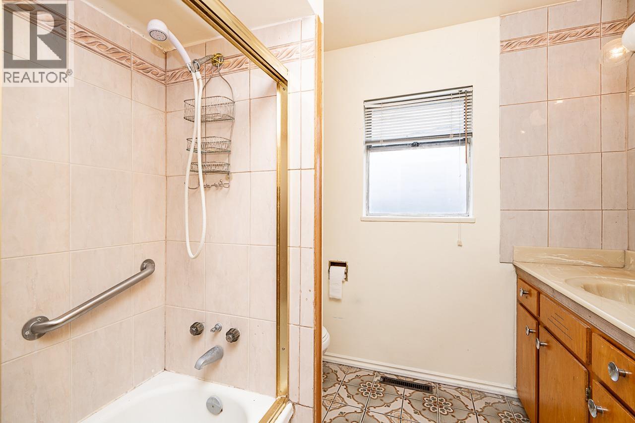 5326 Fleming Street Property Photo 16