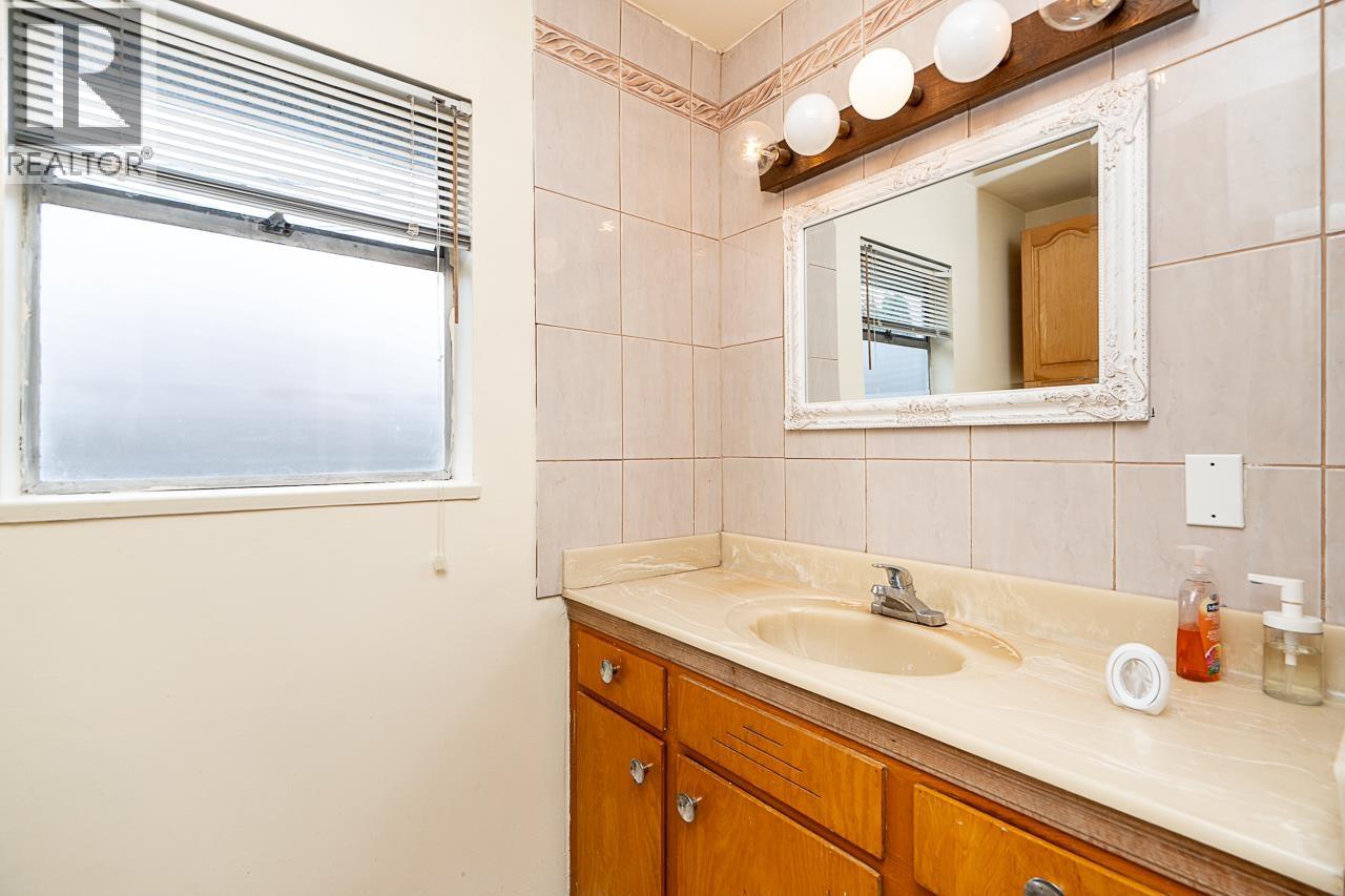 5326 Fleming Street Property Photo 17