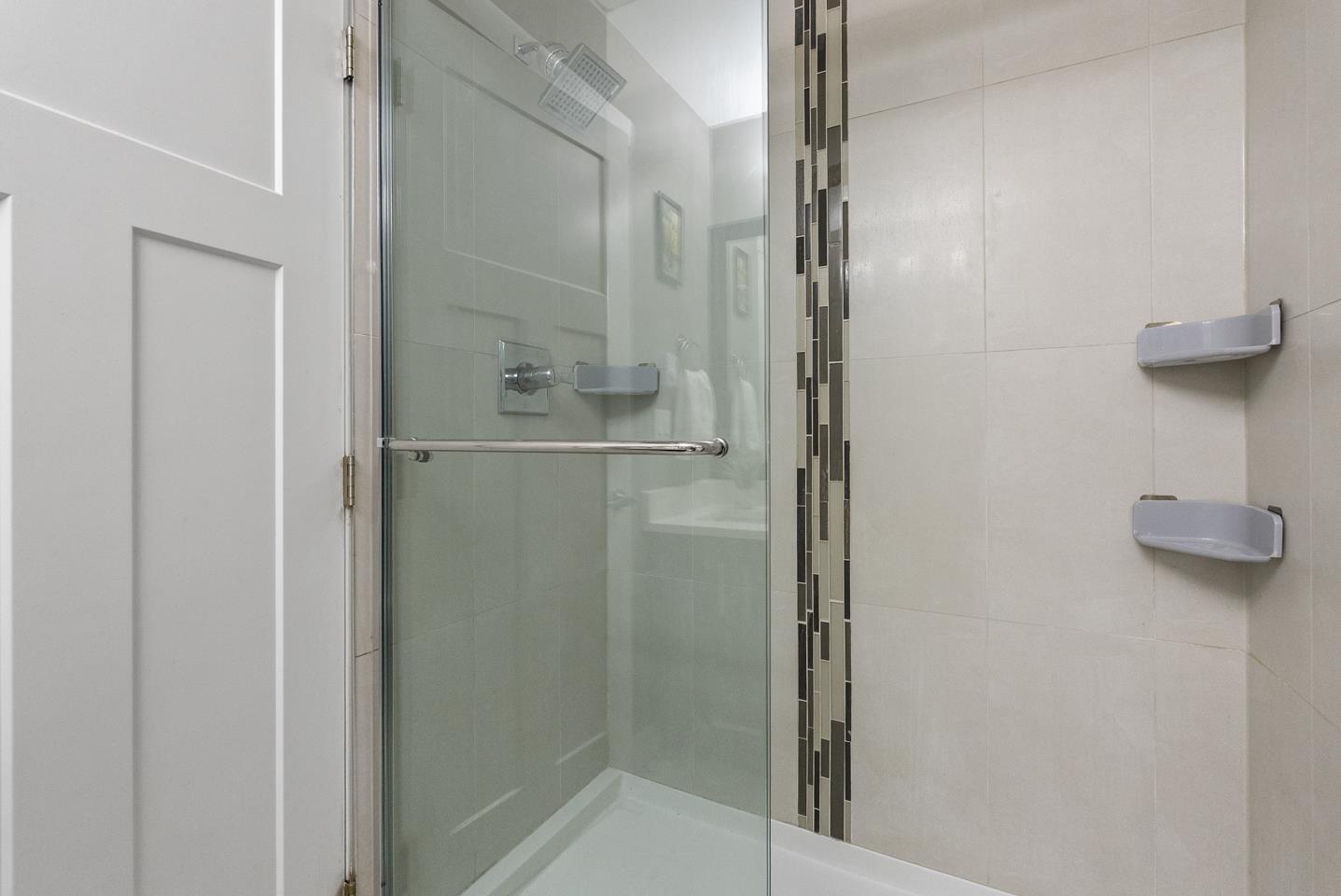 90 13670 62 Avenue Property Photo 17