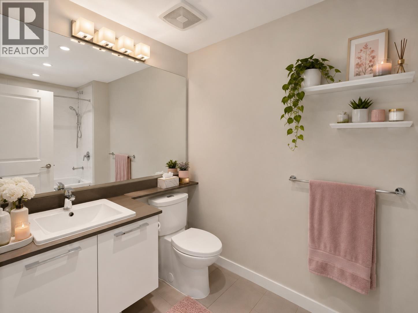 205 2663 Library Lane Property Photo 19