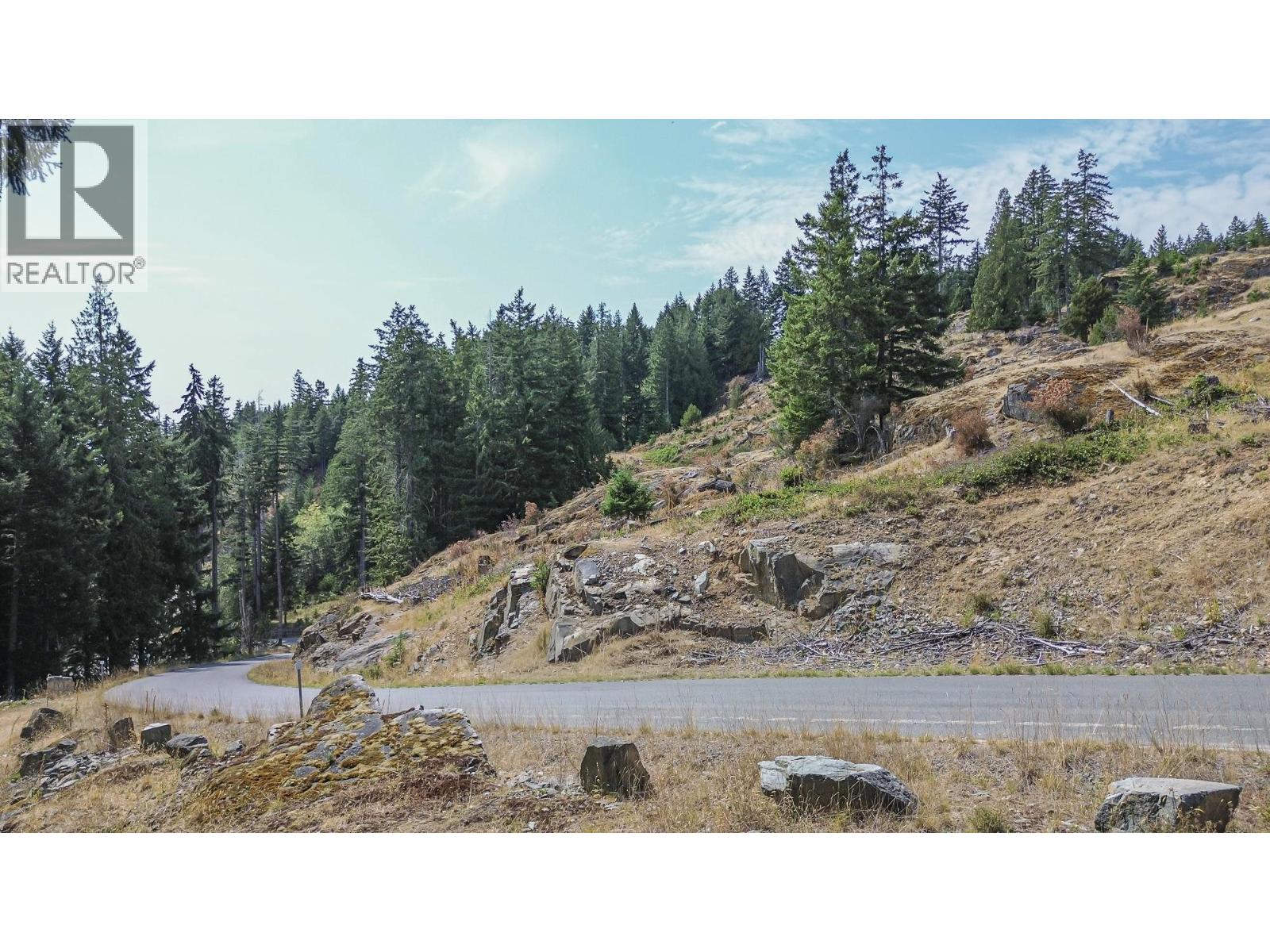 109 Skywater View Property Photo 1