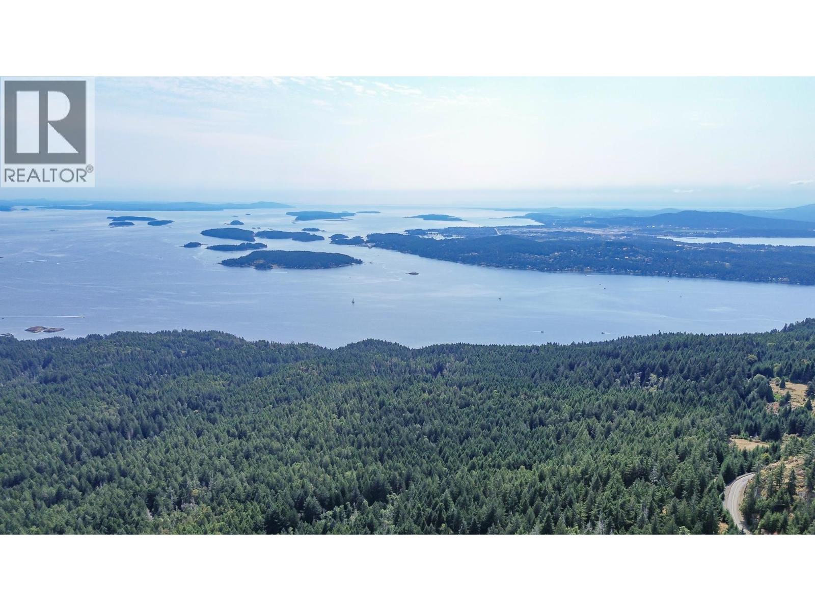 109 Skywater View Property Photo 4