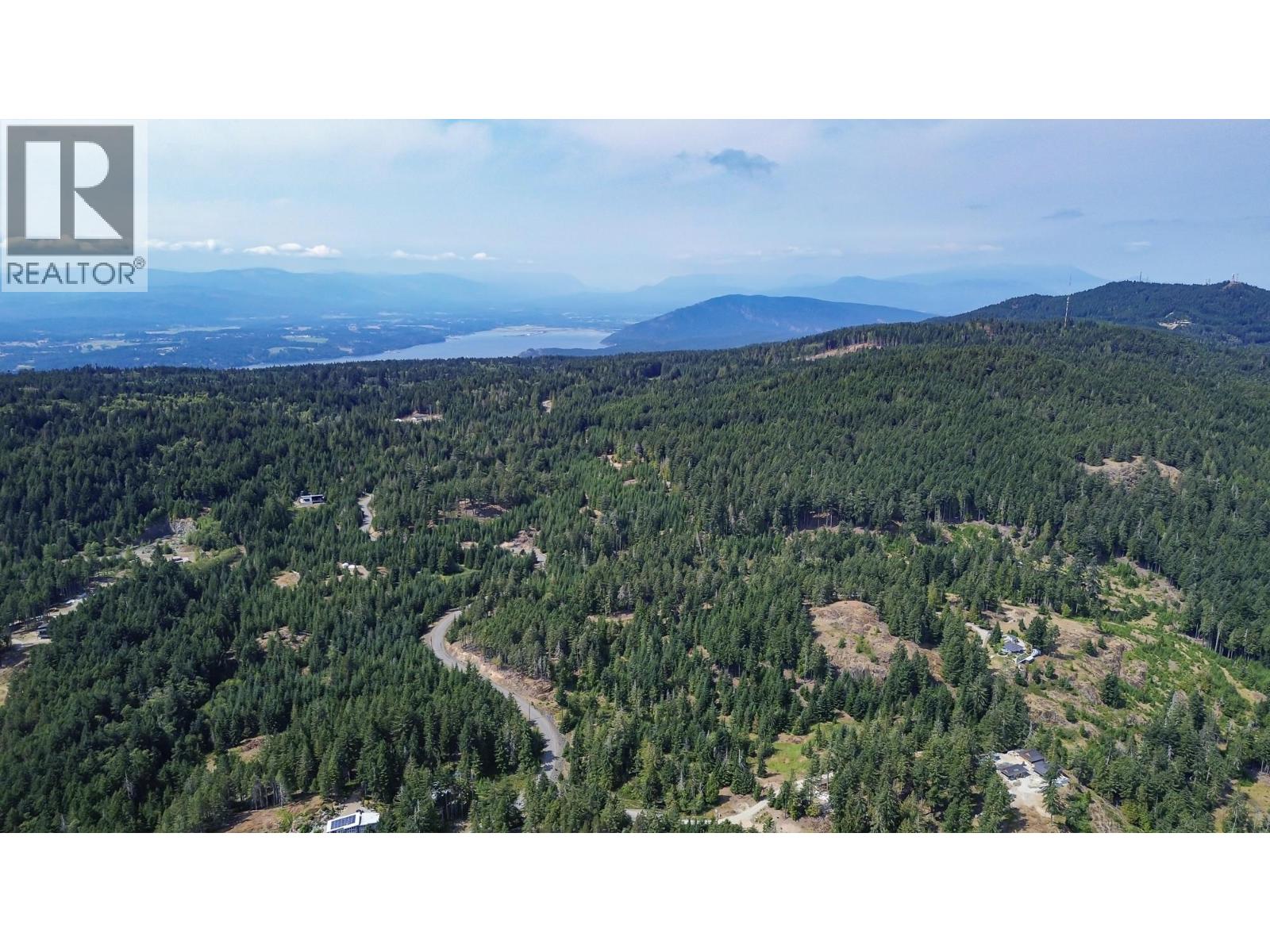 109 Skywater View Property Photo 10