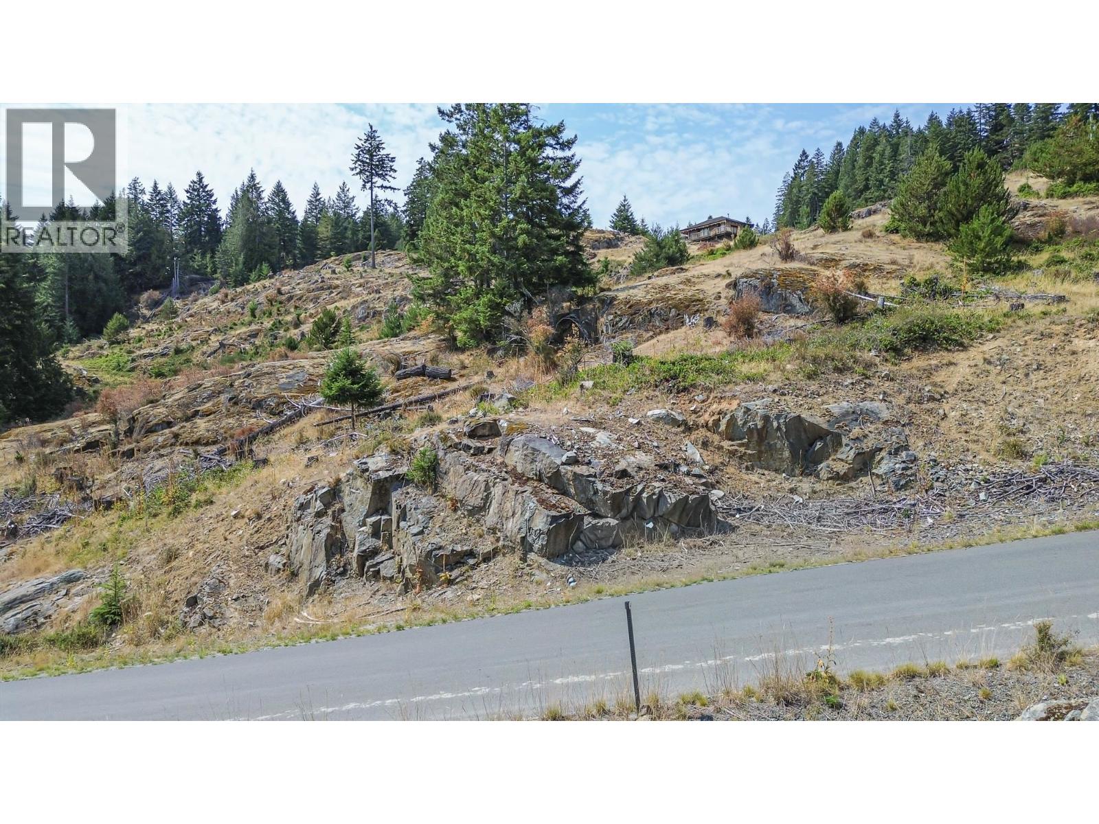 109 Skywater View Property Photo 23