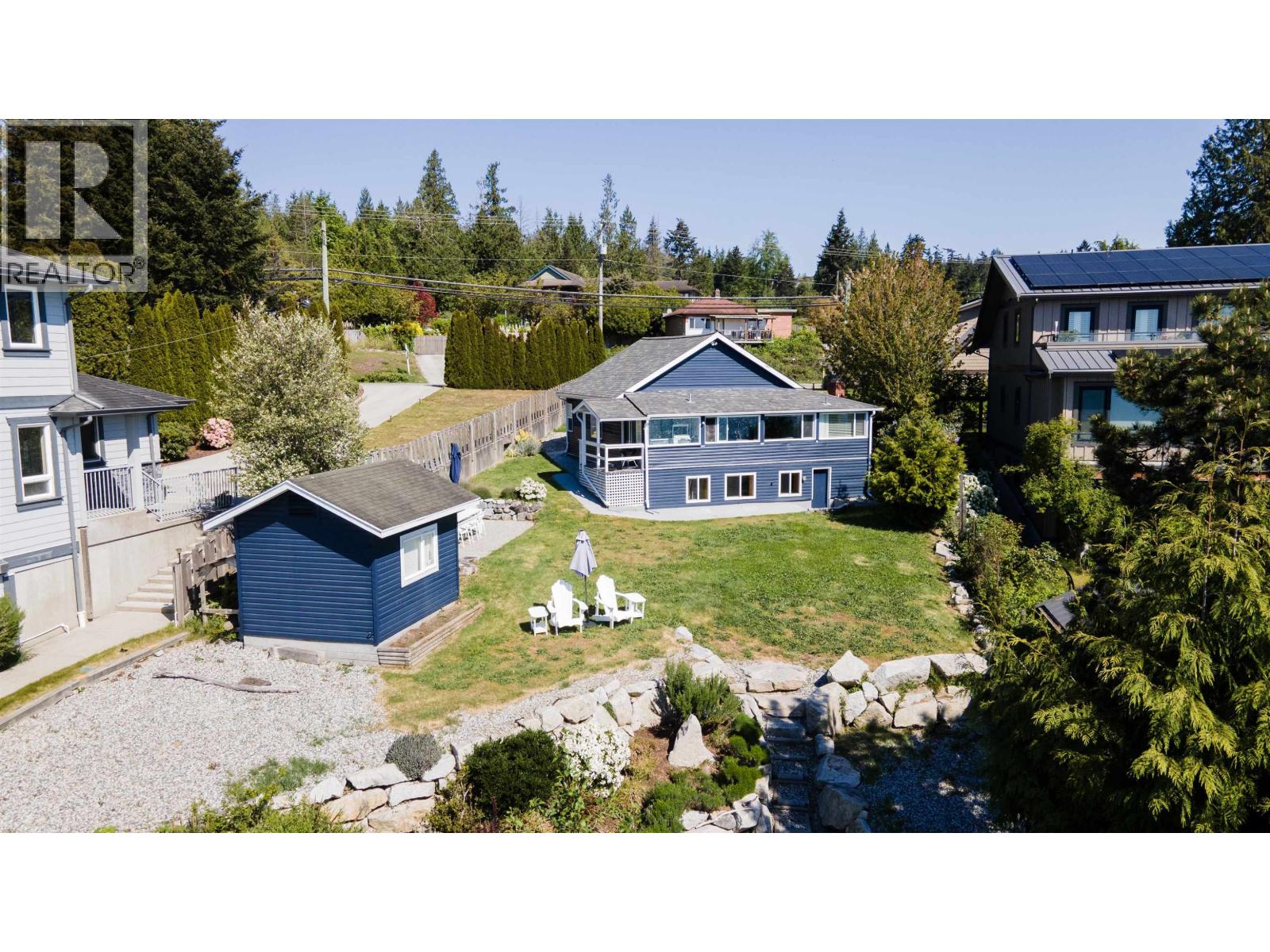6221 Sunshine Coast Highway Property Photo 29