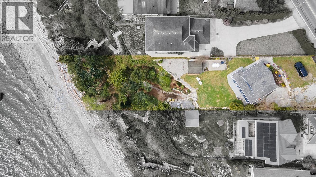 6221 Sunshine Coast Highway Property Photo 31