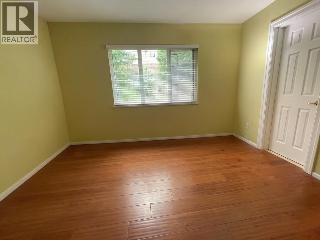 159* Plateau Crescent Property Photo 9