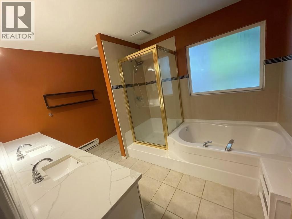 159* Plateau Crescent Property Photo 14