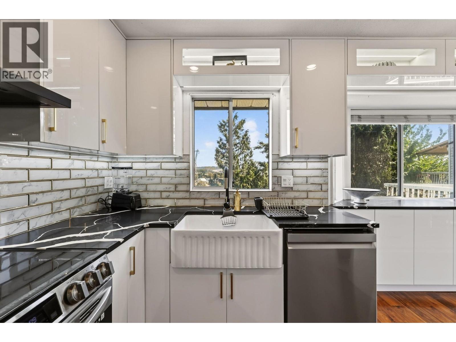 187 Warrick Street Property Photo 13