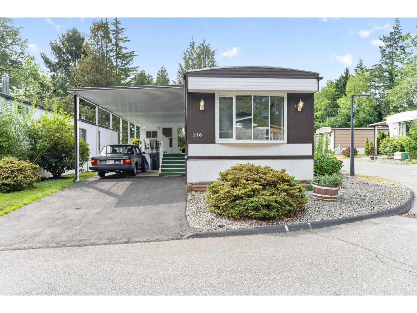 316 1840 160 Street Property Photo 1